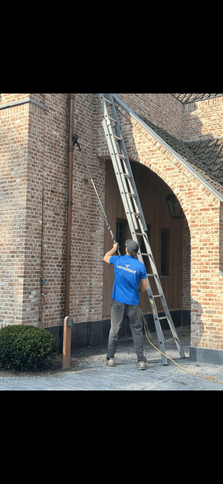 Property maintained by J. Versseput
