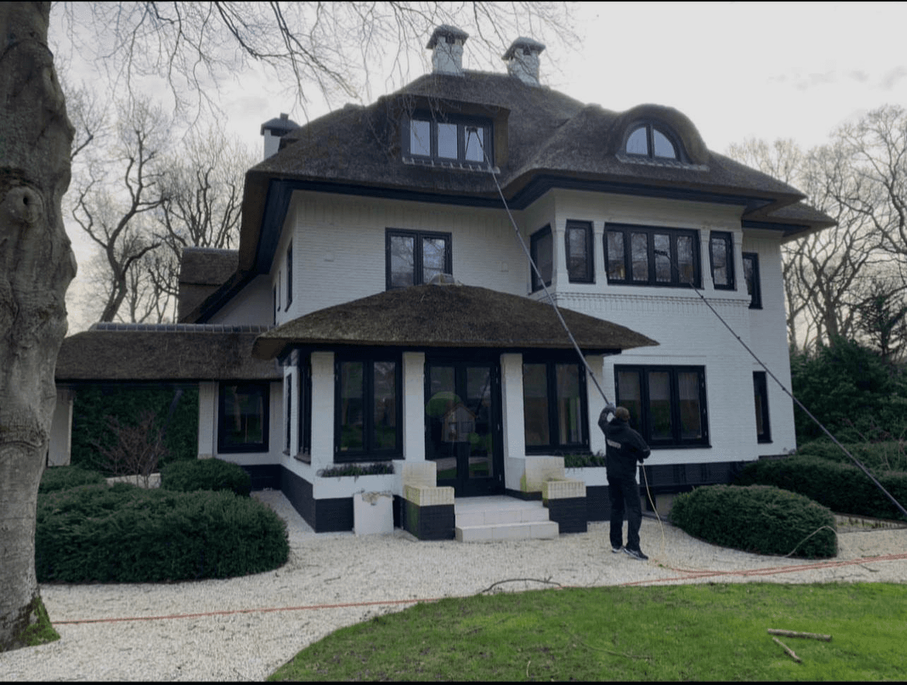 Property maintained by J. Versseput